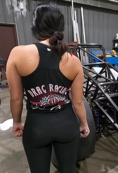 Alex Taylor model free picture