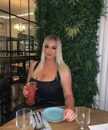 Alexandra Spencer hot model galleries