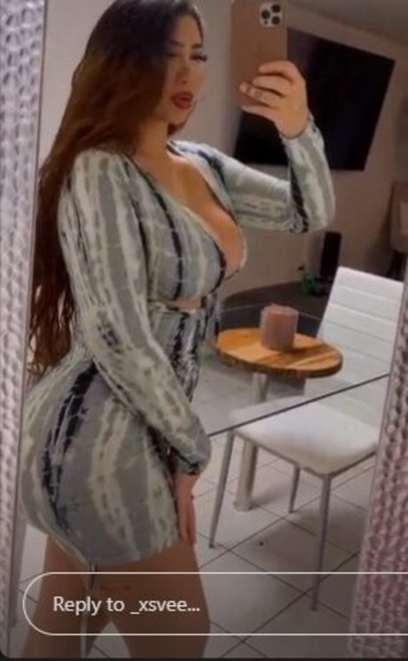 _xsvee model hot pics