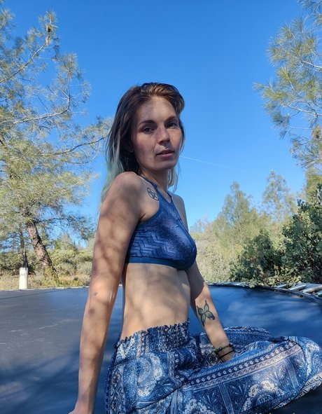 badbluebee star high quality pics