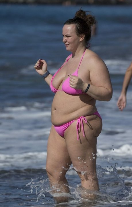 Chanelle Hayes pretty model photo