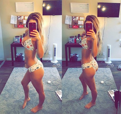 Brianna Yagos star pornographic pic