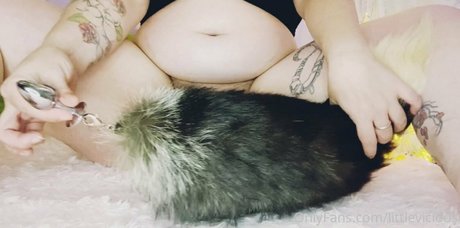 littlevicious pornstar nudes photo