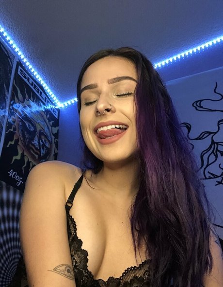 tatteddbeautyy free star photo