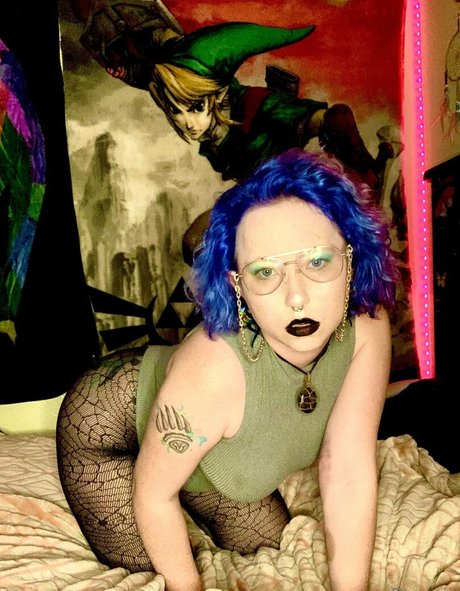 buggiii beautiful actress pic