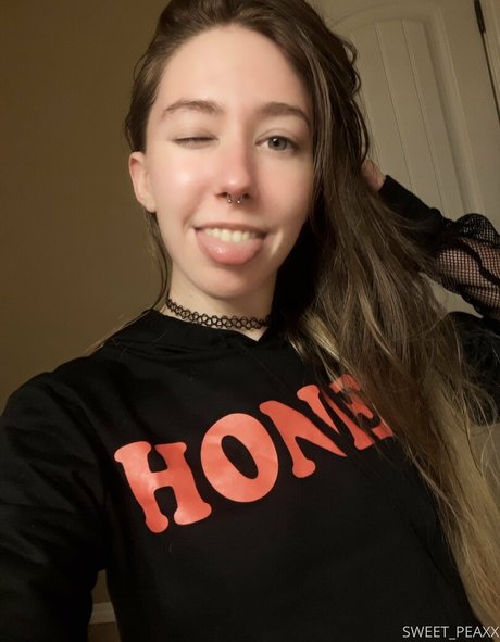 sweet peaxx beautiful actress gallery