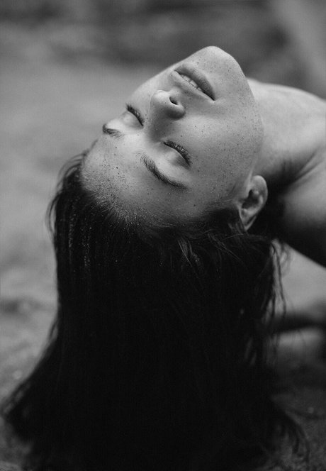 Michelle Ellyse Schlaman adult star photos