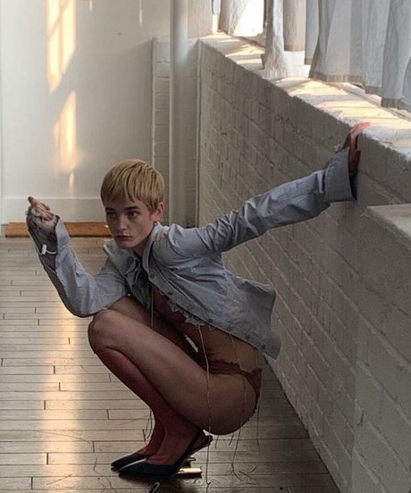 Esther McGregor beautiful pornstar picture