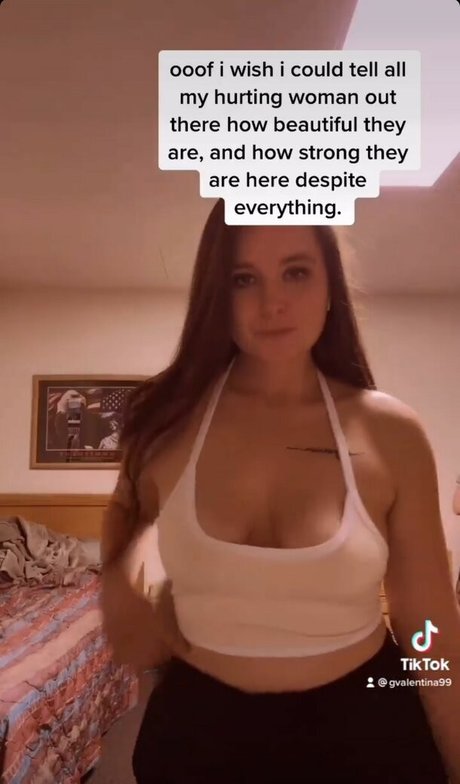 Selena USAF Babe naked actress pics