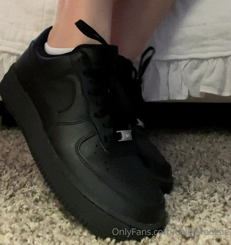 kayla footsie model porn img