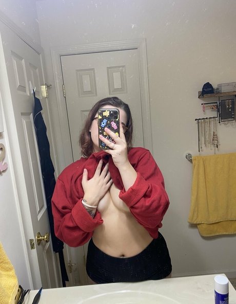 sweetlizzybabe model adult galleries