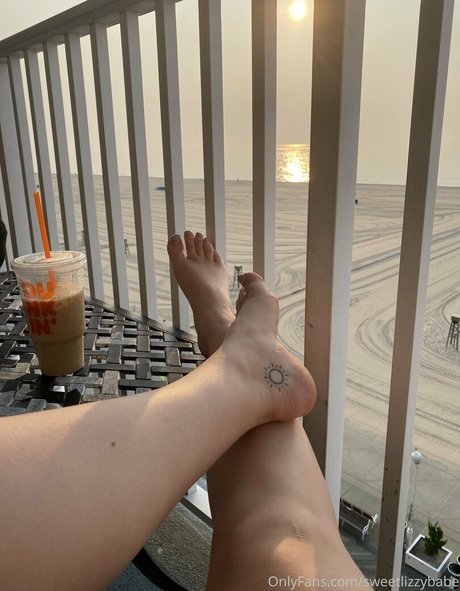 sweetlizzybabe high quality pornstar photos