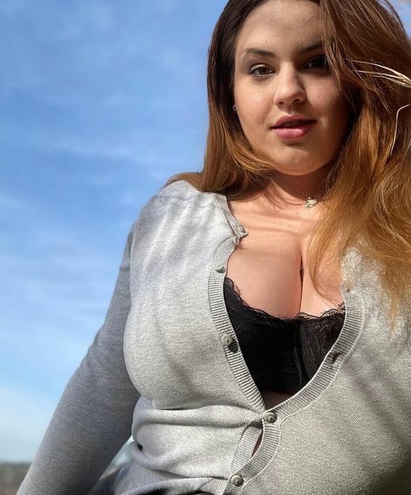 Babu Vale xxx model photo