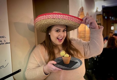 Babu Vale porn model photos