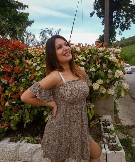 ileniatenaa art model images