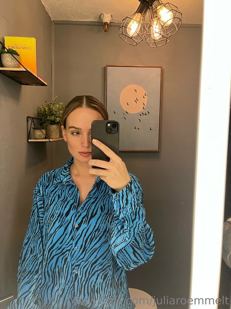 Julia Roemmelt art actress image