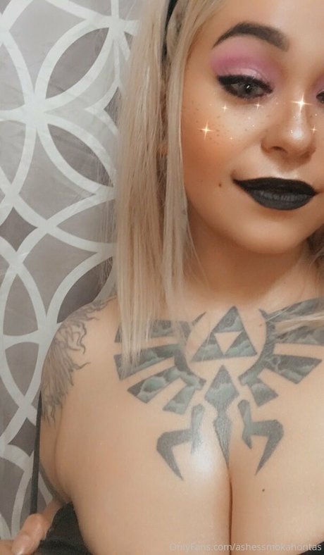 ashessmokahontas naked model pics