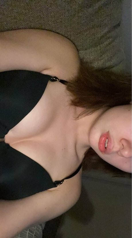 alliesparkles nude model img