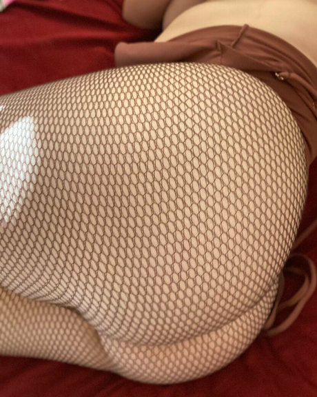 Moxymary art model photos