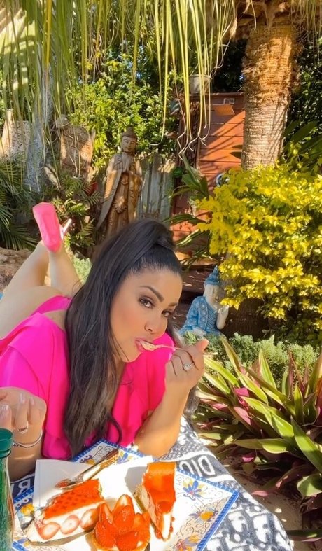 Carolina Sandoval star naked image