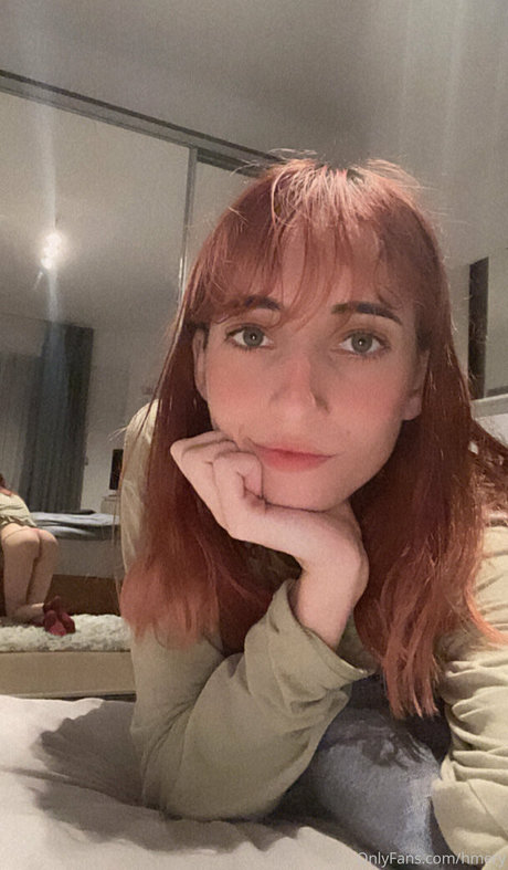 hmery star nude gallery