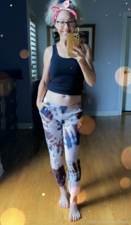 drlovejoy nudes model images