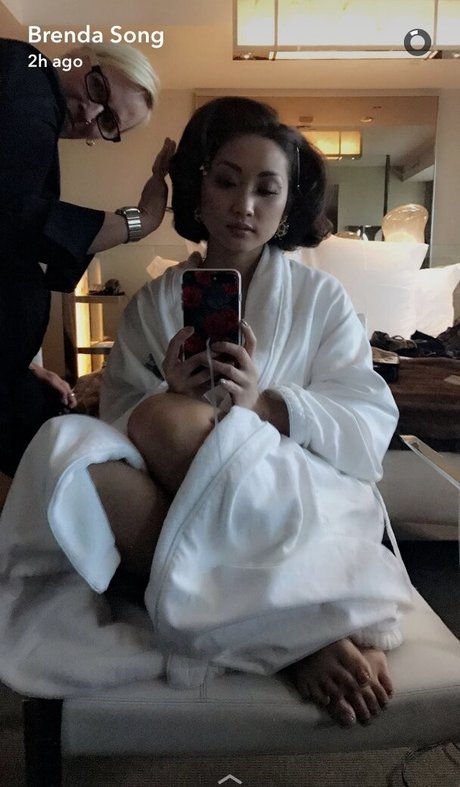 Brenda Song pornographic model pics