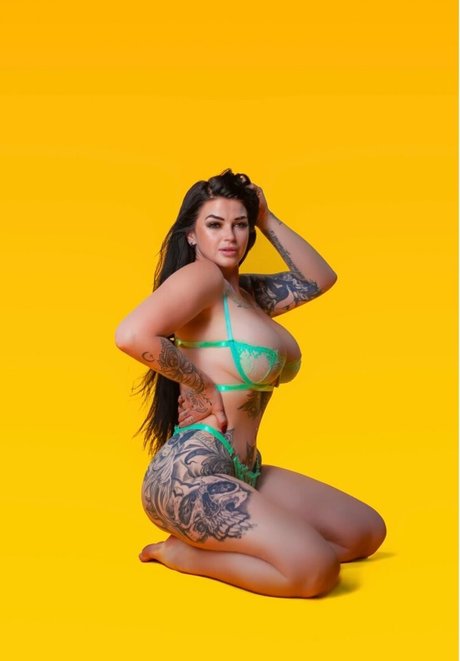 missbabyann sexy star photos