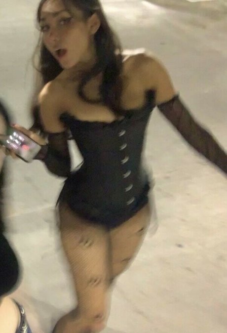 totallylizey model nice pictures