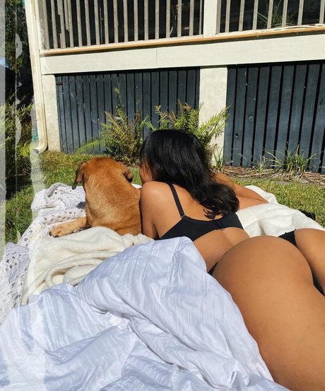 totallylizey naked actress photo