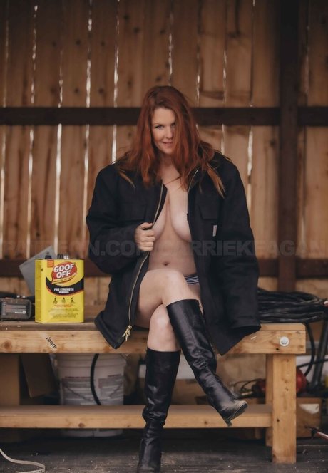 Carrie Keagen exclusive actress picture