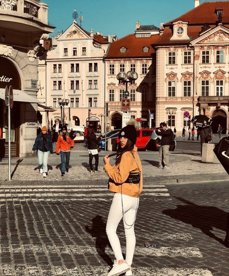 Meshi Malka hd model galleries