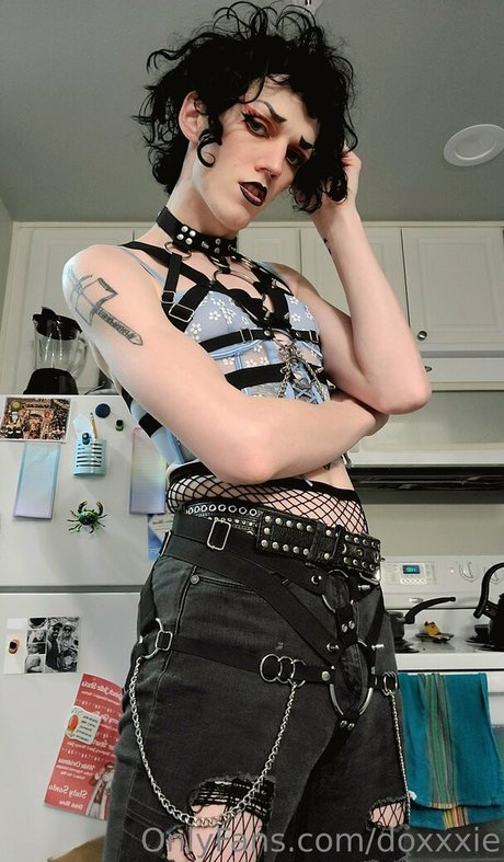 doxxxie model art images