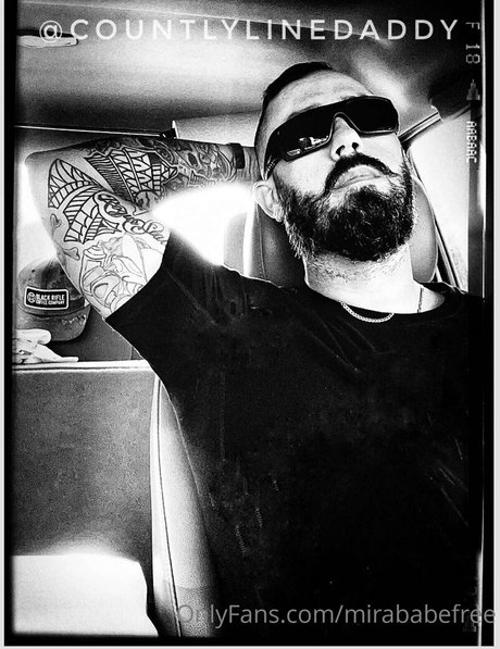 mirababefree star nude photos