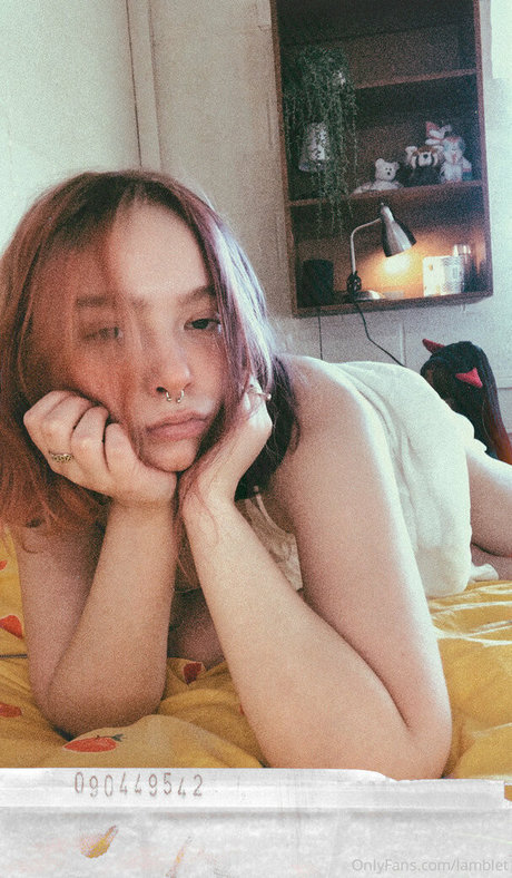 lamblet nudes actress photos