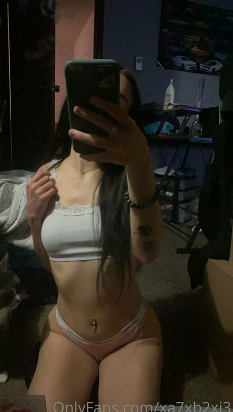 xa7xb2xi3 nude model gallery