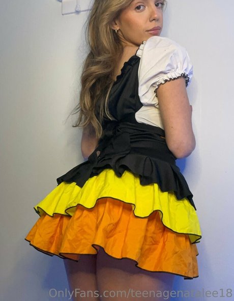 teenagenatalee18 naked pornstar image