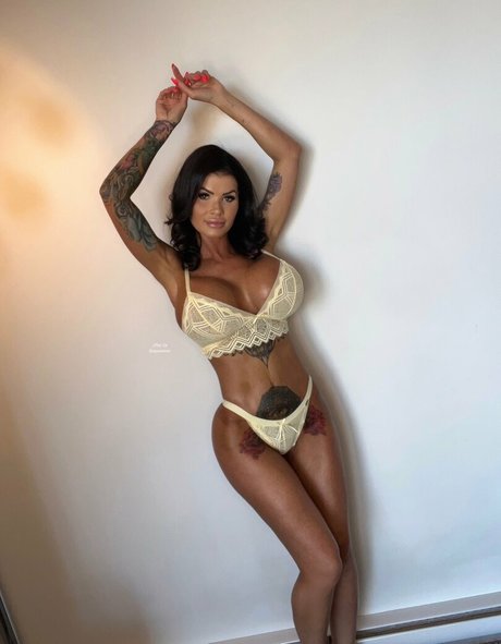 Max La Gaspesienne nude star galleries