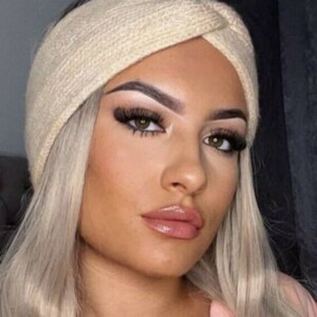 MissElBelle sexy star pics