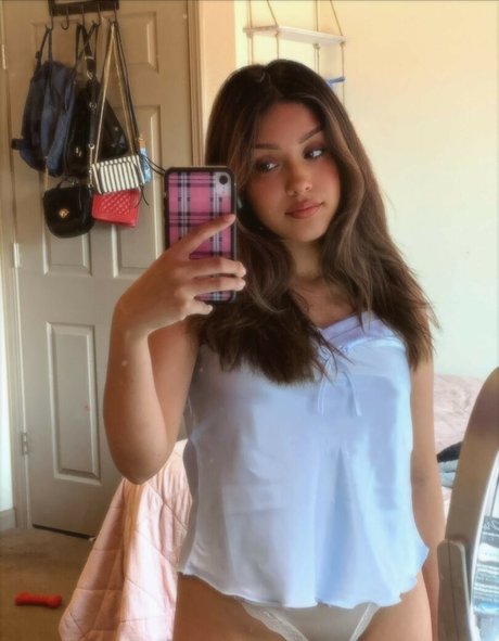 Virginhottie star pretty img