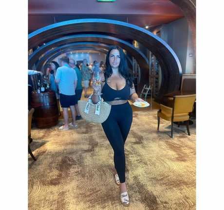 Katrina Louise Paul model perfect pictures