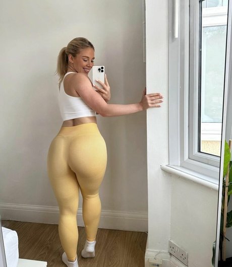 hughesyfit sex star pictures