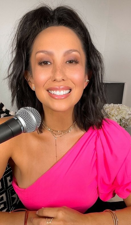 Cheryl Burke star hd pic