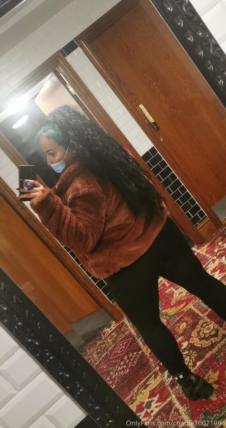 charlie16071994 exclusive pornstar images