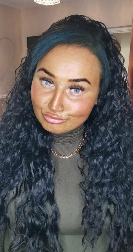 charlie16071994 model adult archive