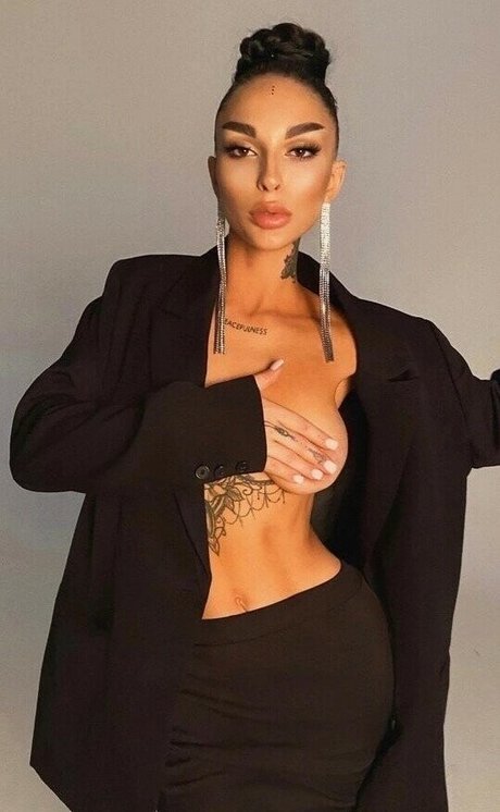 Polina Kovalskaya pornstar hd pics