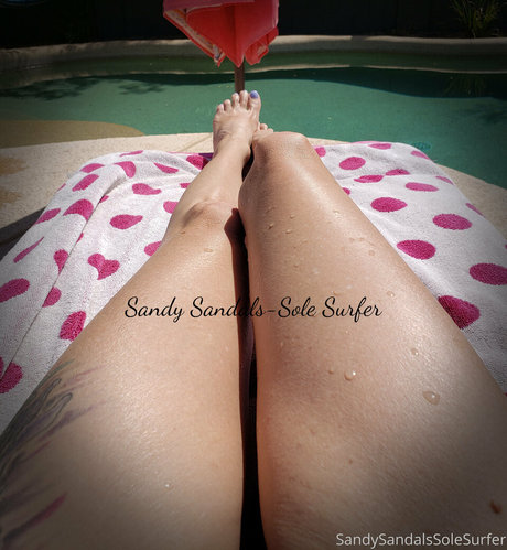 solesurfer naked model pic