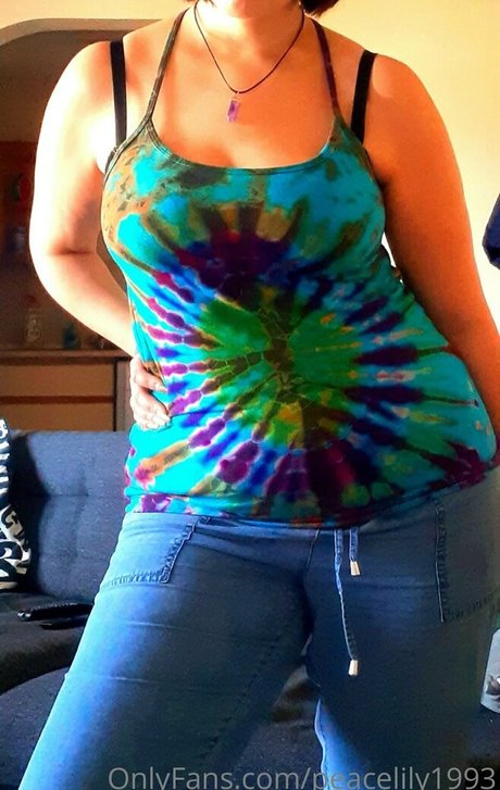 peacelily1993 adult actress img