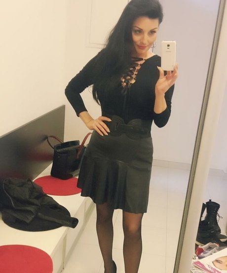 Rita Kyslinger naked model photos