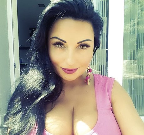 Rita Kyslinger model nude pic